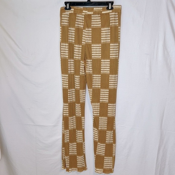 Slinky Ribbed Puddle Flare Mustard Yellow Pants - Size 10 - Picture 2 of 8
